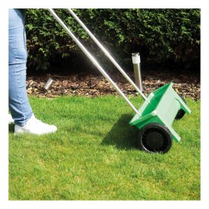 St Helens Lawn Seed Spreader #2
