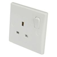 Eagle 1 Gang Switched Socket Curved Edge 13A